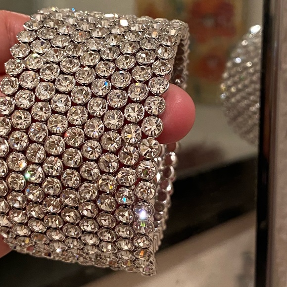 Bangle - Picture 3 of 4